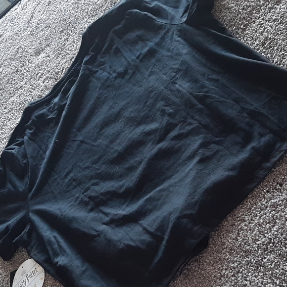 BNWT Hogwarts alumni tie tshirt xl - Picture 9 of 11